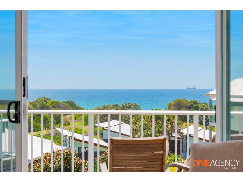 . Villa 25 or 2 Island Outlook, Caves Beach NSW 2281