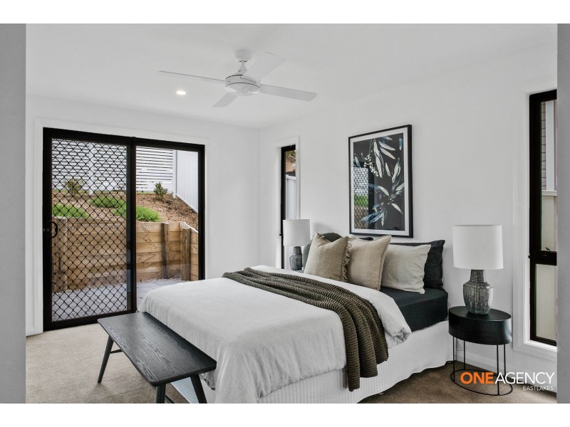 1 Phoenix Drive, Warners Bay NSW 2282