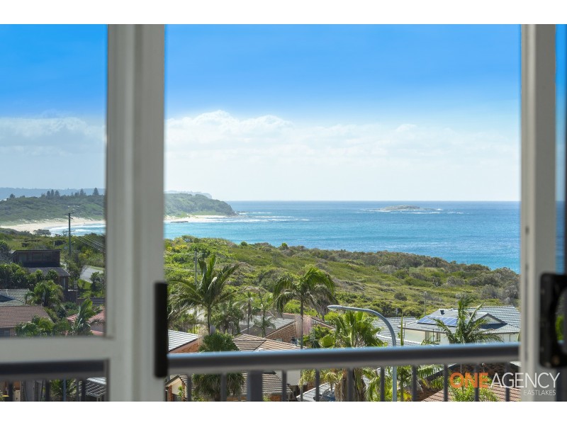 25 Sapphire Close, Caves Beach NSW 2281