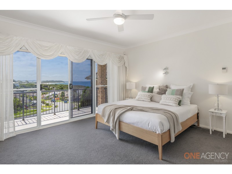 25 Sapphire Close, Caves Beach NSW 2281