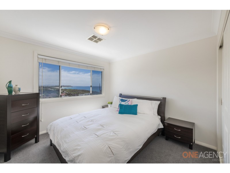 25 Sapphire Close, Caves Beach NSW 2281