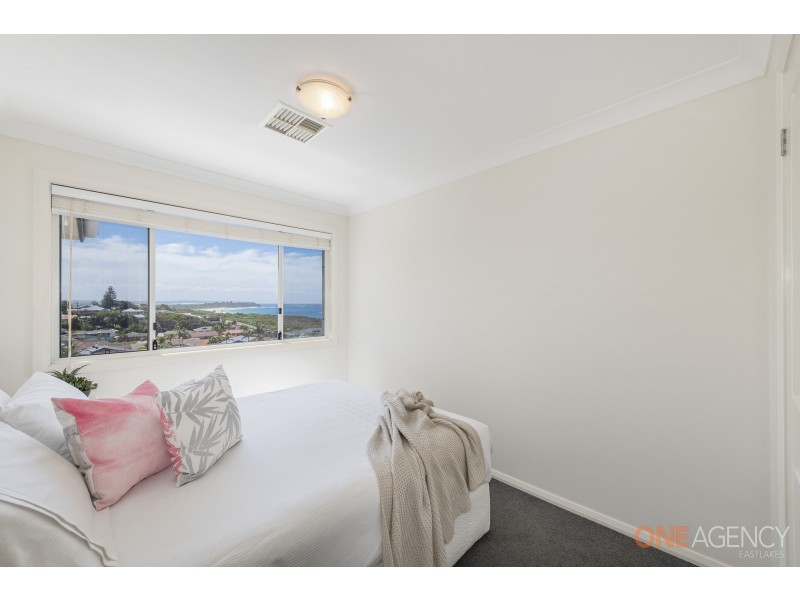 25 Sapphire Close, Caves Beach NSW 2281