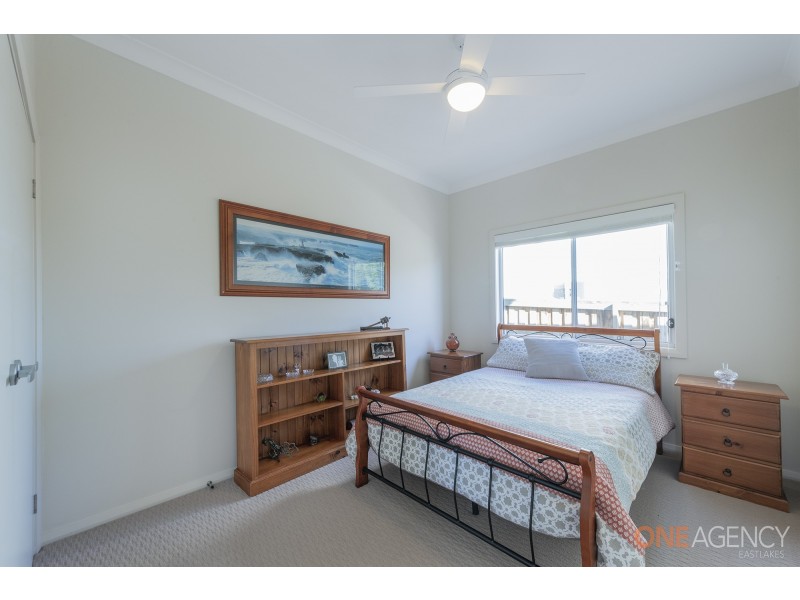 39 Seaside Circuit, Caves Beach NSW 2281