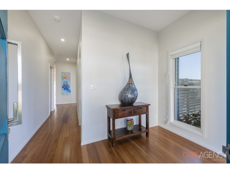 39 Seaside Circuit, Caves Beach NSW 2281