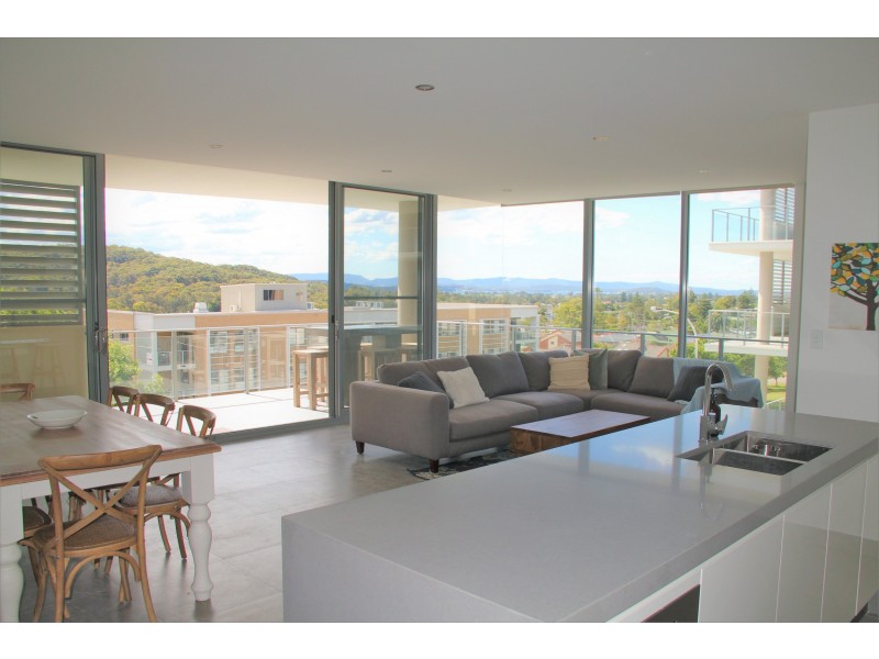 204/1 Mawson Close, Caves Beach NSW 2281