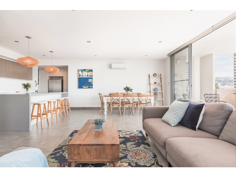 204/1 Mawson Close, Caves Beach NSW 2281