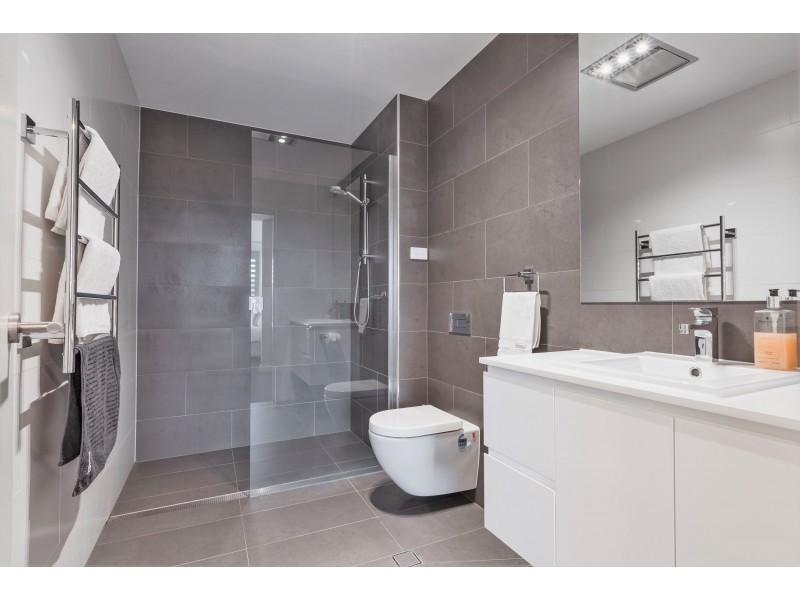 204/1 Mawson Close, Caves Beach NSW 2281