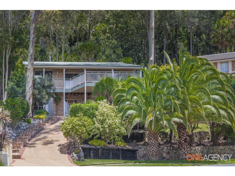 19 Aquamarine Close, Caves Beach NSW 2281