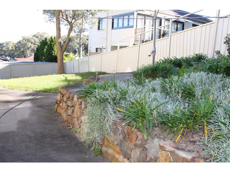 6a The Shores Way, Belmont NSW 2280