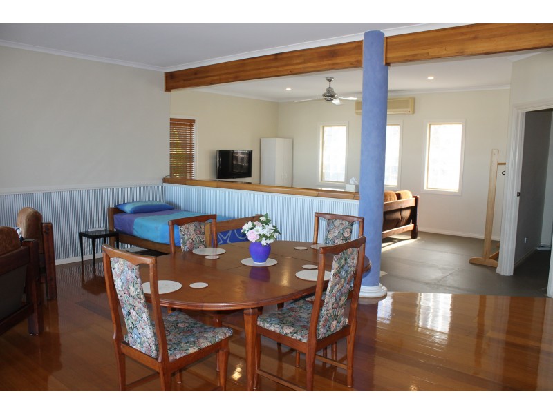 6a The Shores Way, Belmont NSW 2280