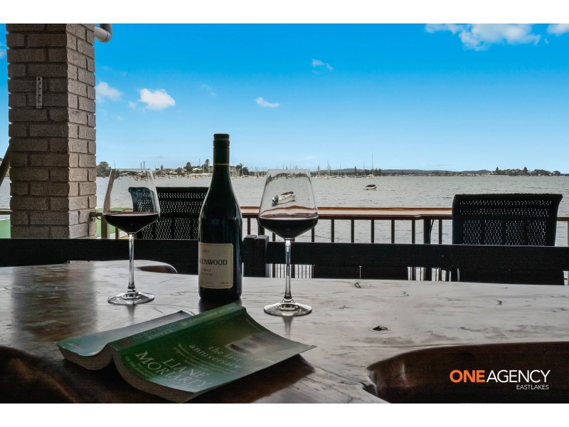 18 Ross Street, Belmont NSW 2280