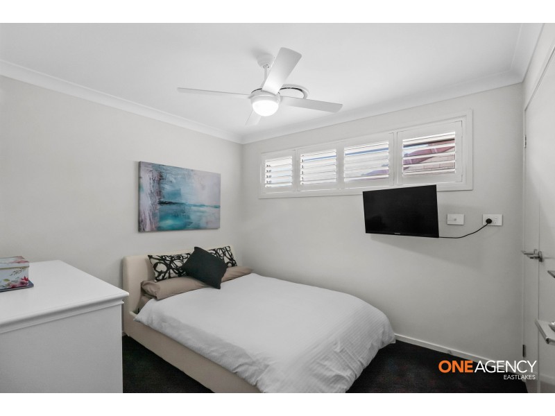 18 Ross Street, Belmont NSW 2280
