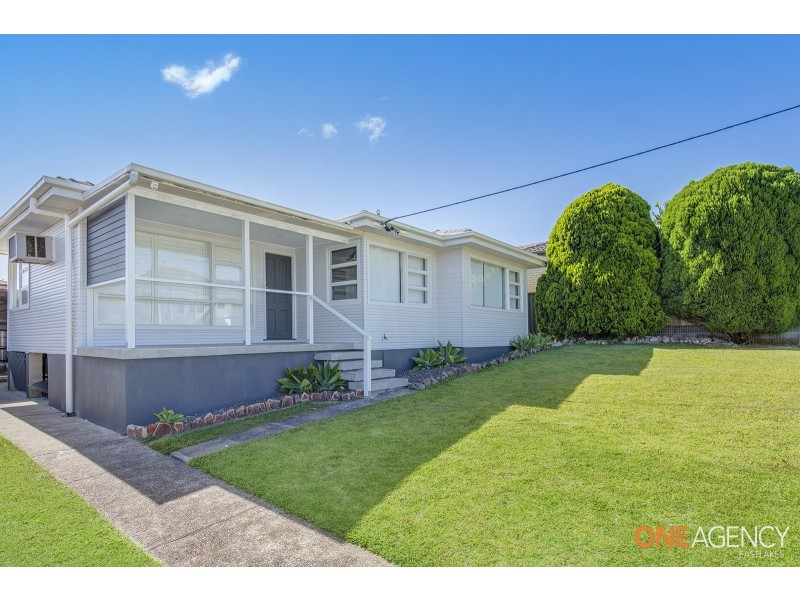 88 Macquarie Grove, Caves Beach NSW 2281