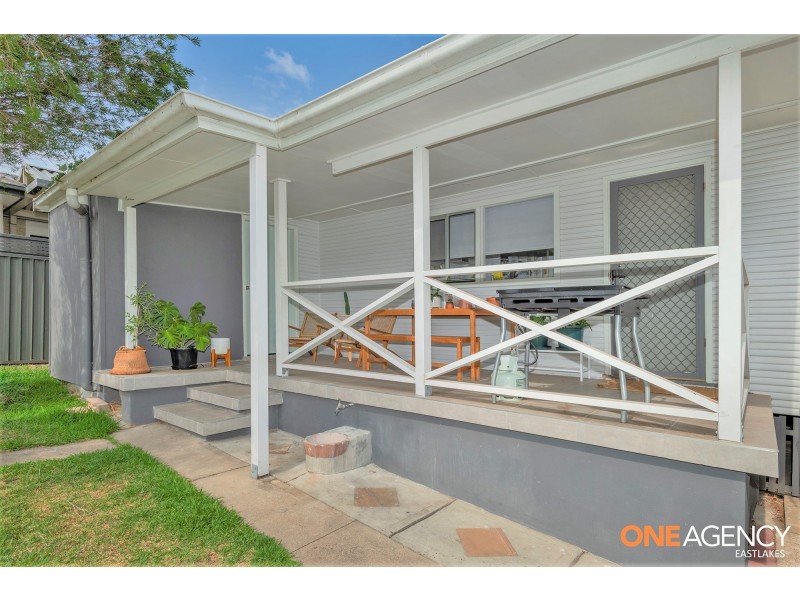 88 Macquarie Grove, Caves Beach NSW 2281