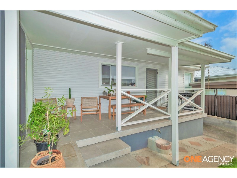 88 Macquarie Grove, Caves Beach NSW 2281