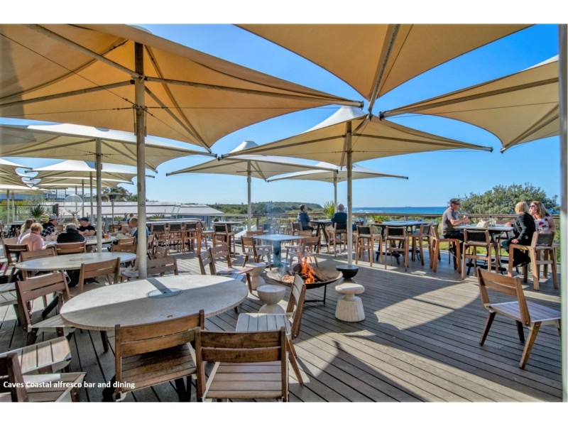 24/9 Frenchmans Way, Caves Beach NSW 2281