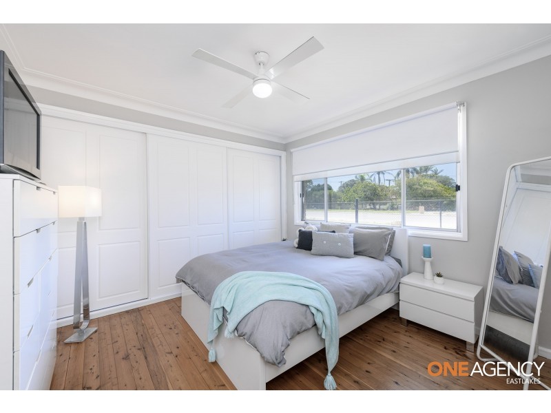 28 Pacific Highway, Blacksmiths NSW 2281