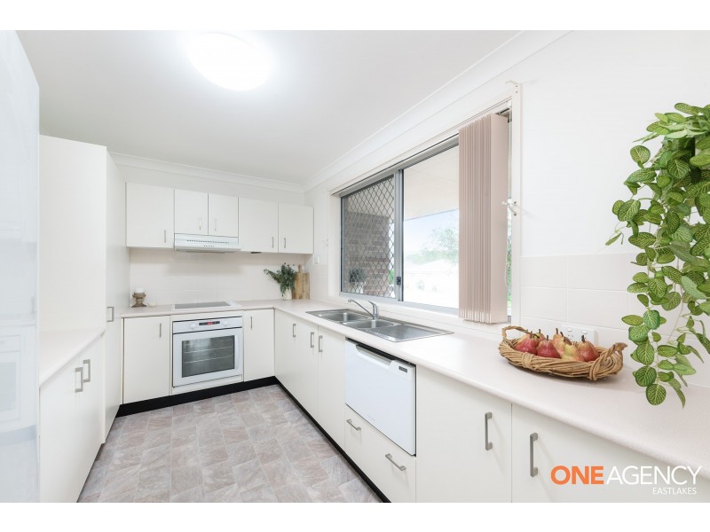 70 Pacific Street, Caves Beach NSW 2281