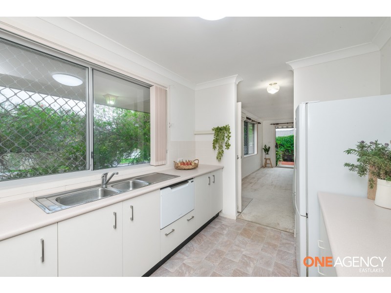 70 Pacific Street, Caves Beach NSW 2281