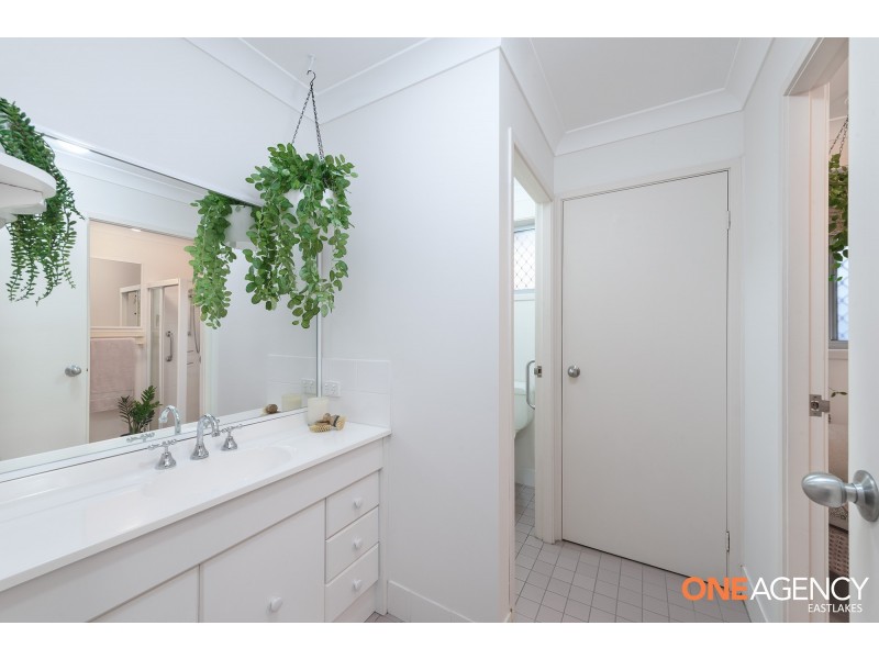 70 Pacific Street, Caves Beach NSW 2281