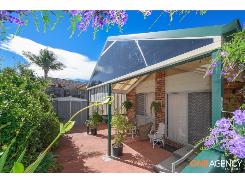 70 Pacific Street, Caves Beach NSW 2281