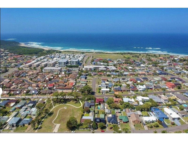 70 Pacific Street, Caves Beach NSW 2281