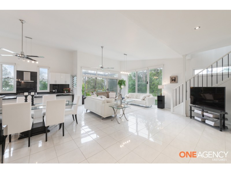 1 The Walk, Murrays Beach NSW 2281