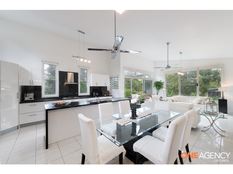 1 The Walk, Murrays Beach NSW 2281