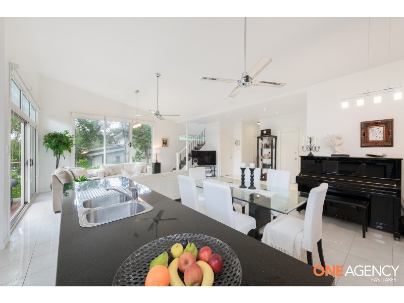 1 The Walk, Murrays Beach NSW 2281