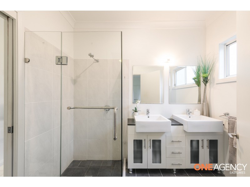 1 The Walk, Murrays Beach NSW 2281