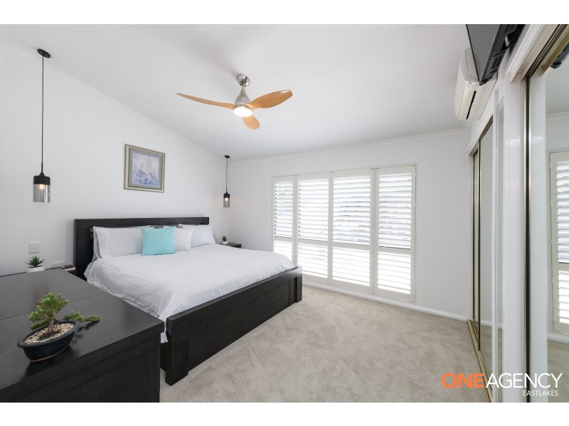 38 Ocean View Parade, Caves Beach NSW 2281