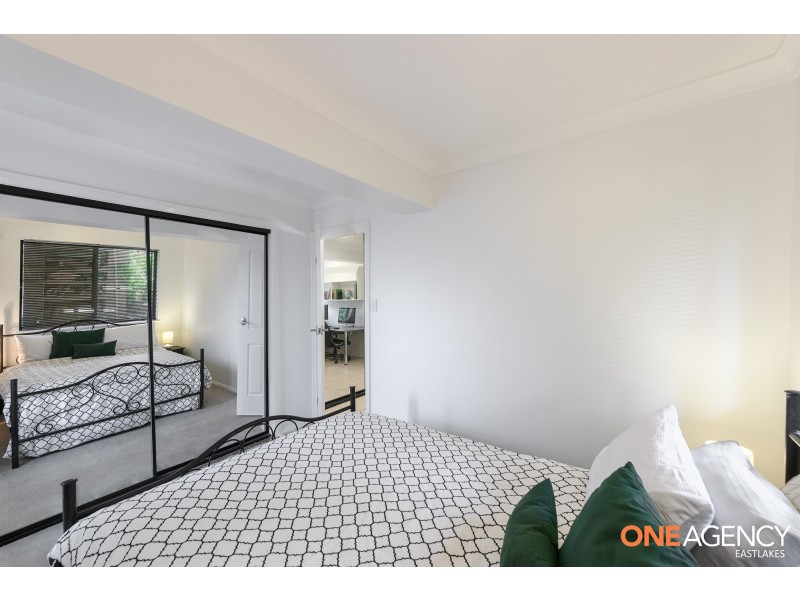 38 Ocean View Parade, Caves Beach NSW 2281