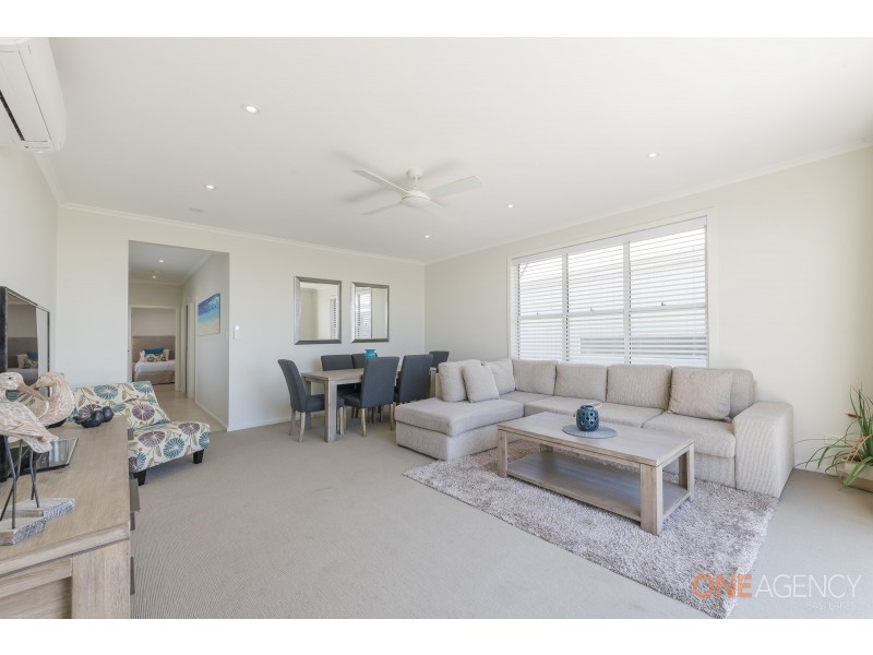 11/43 Seaside Circuit, Caves Beach NSW 2281