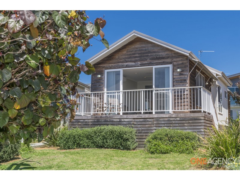 11/43 Seaside Circuit, Caves Beach NSW 2281
