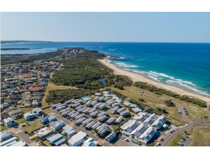 11/43 Seaside Circuit, Caves Beach NSW 2281