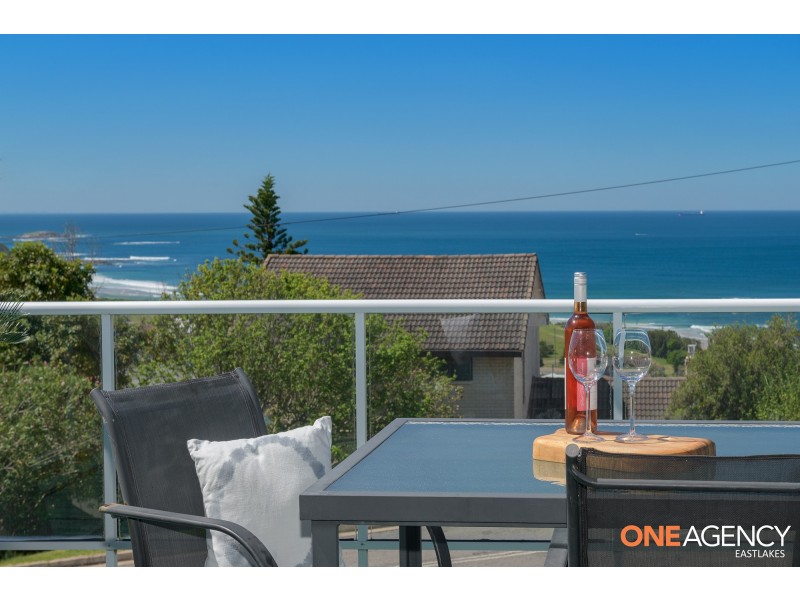 43 Scenic Drive, Caves Beach NSW 2281