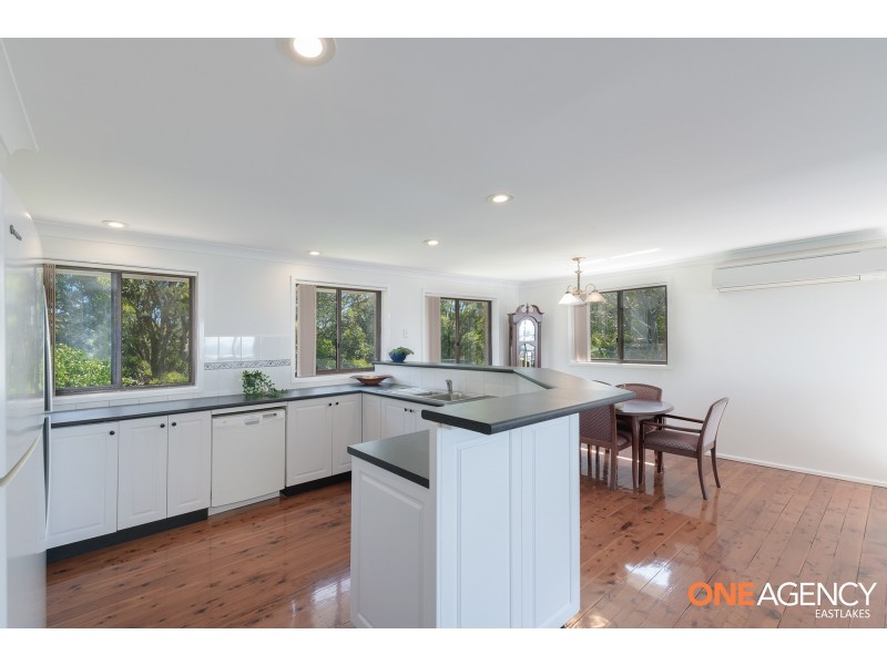 43 Scenic Drive, Caves Beach NSW 2281