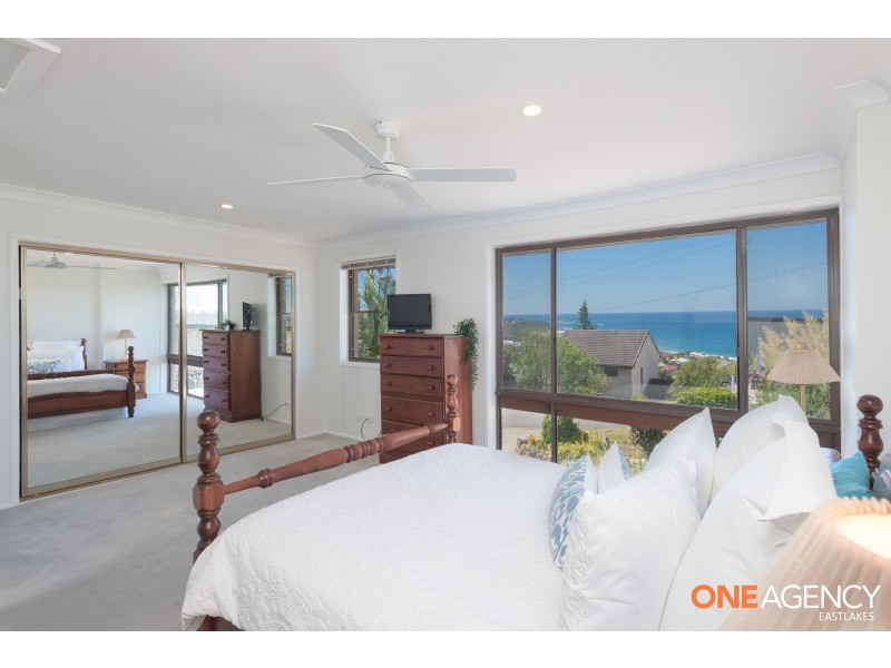 43 Scenic Drive, Caves Beach NSW 2281