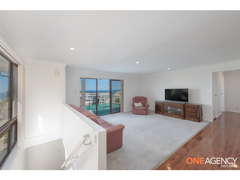 43 Scenic Drive, Caves Beach NSW 2281