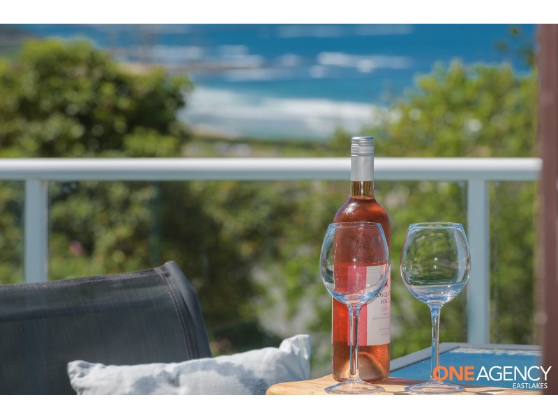 43 Scenic Drive, Caves Beach NSW 2281
