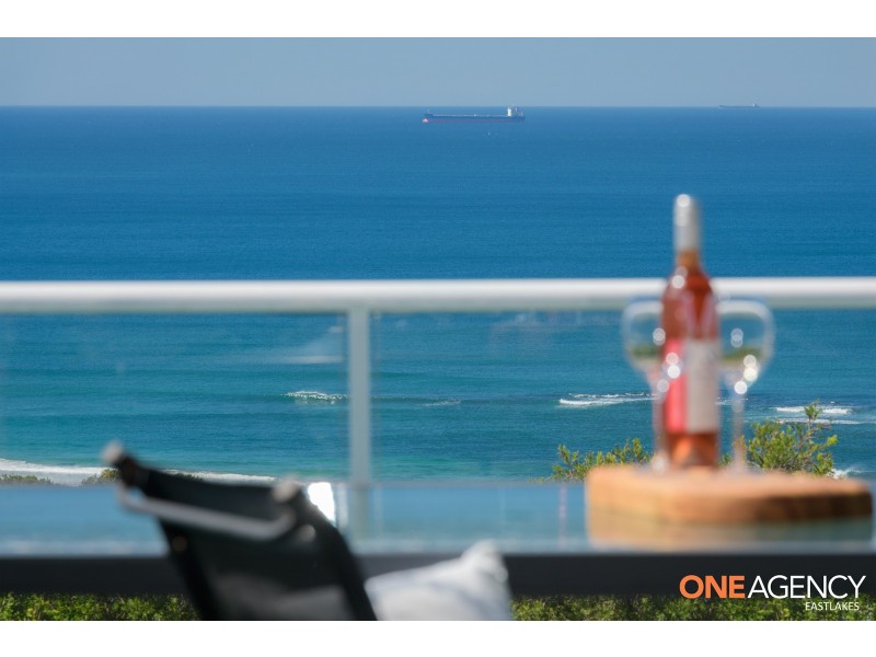 43 Scenic Drive, Caves Beach NSW 2281