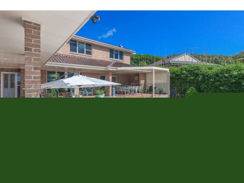 206 Caves Beach Road, Caves Beach NSW 2281