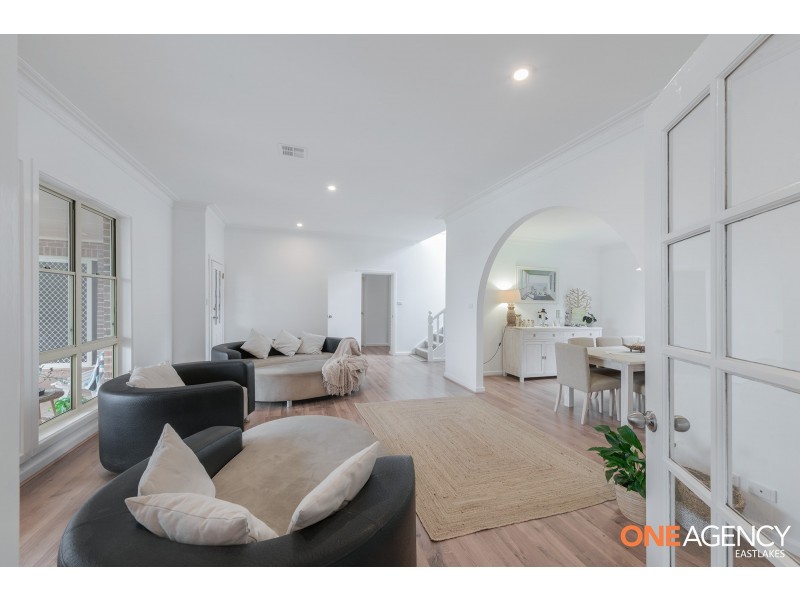 206 Caves Beach Road, Caves Beach NSW 2281