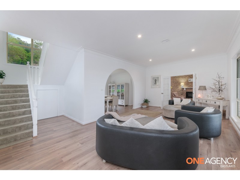 206 Caves Beach Road, Caves Beach NSW 2281