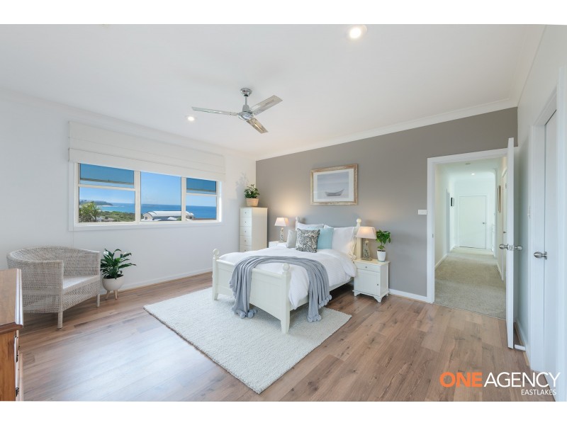 206 Caves Beach Road, Caves Beach NSW 2281