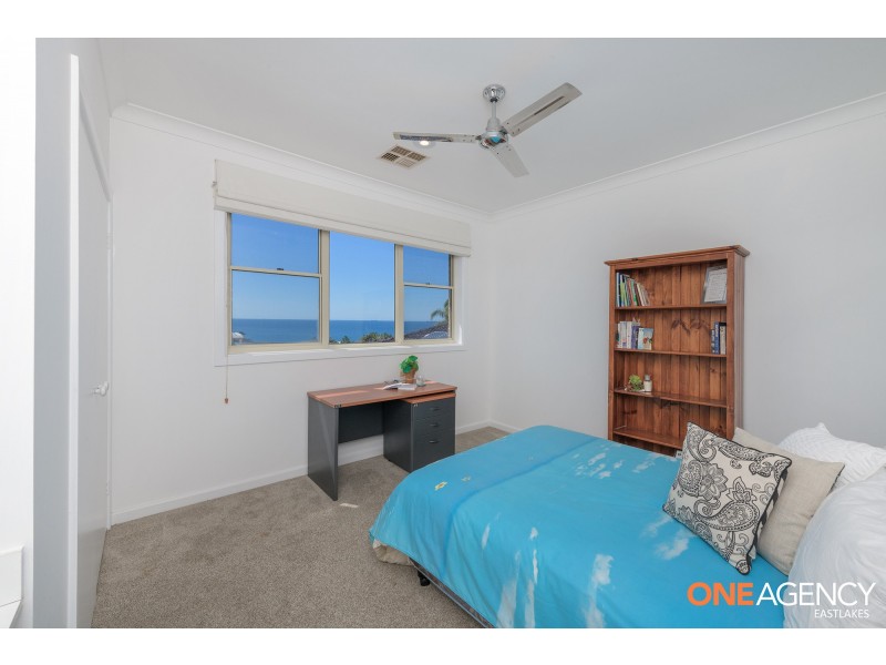 206 Caves Beach Road, Caves Beach NSW 2281