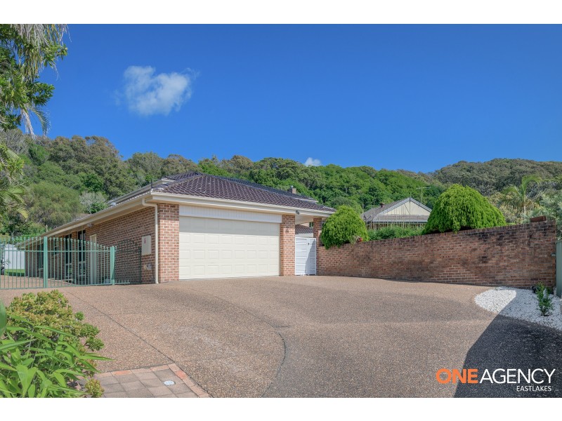 206 Caves Beach Road, Caves Beach NSW 2281