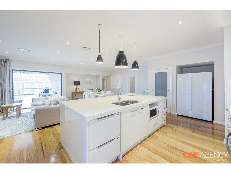 8 Wattawan Street, Fletcher NSW 2287