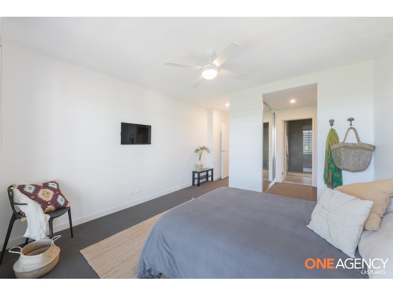 304/1 Mawson Close, Caves Beach NSW 2281