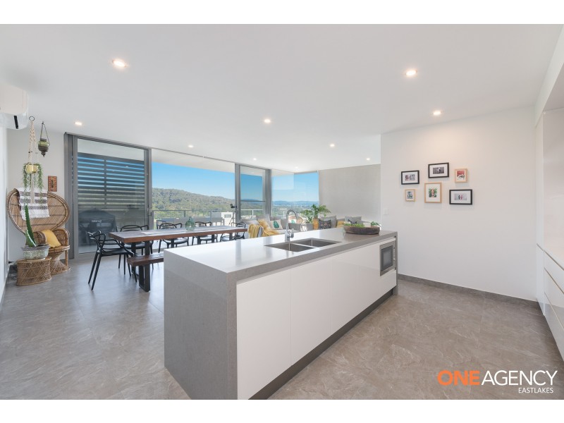 304/1 Mawson Close, Caves Beach NSW 2281